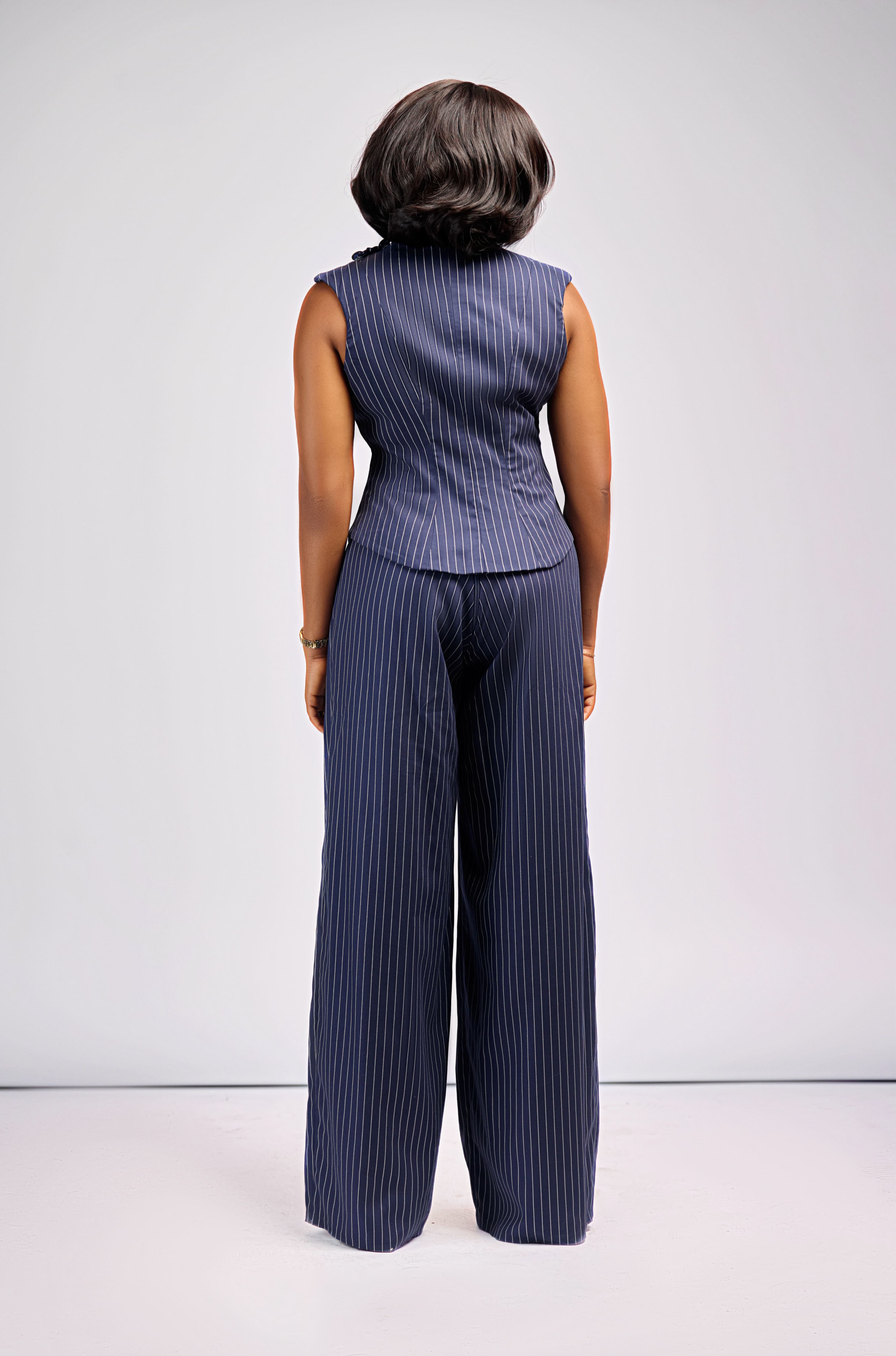 Mehira Set, image 2 of 3